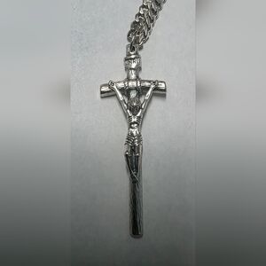 Detailed Silver Crucifix Necklace